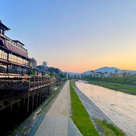 京都　水凪庵　Kyoto Mizunagian Exteriör bild